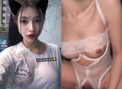 Em Uyên Thỏ cưỡi ngựa tới bến